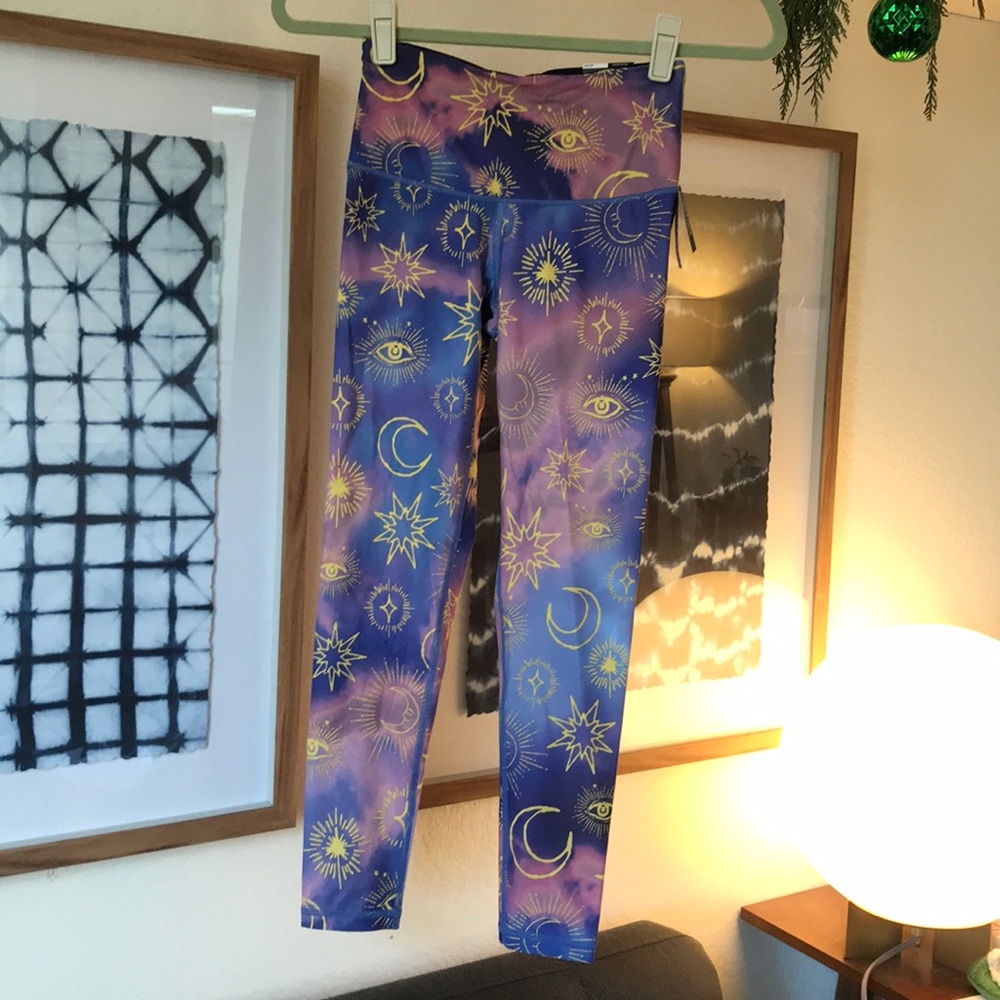 NWT Victoria’s Secret astrological leggings
